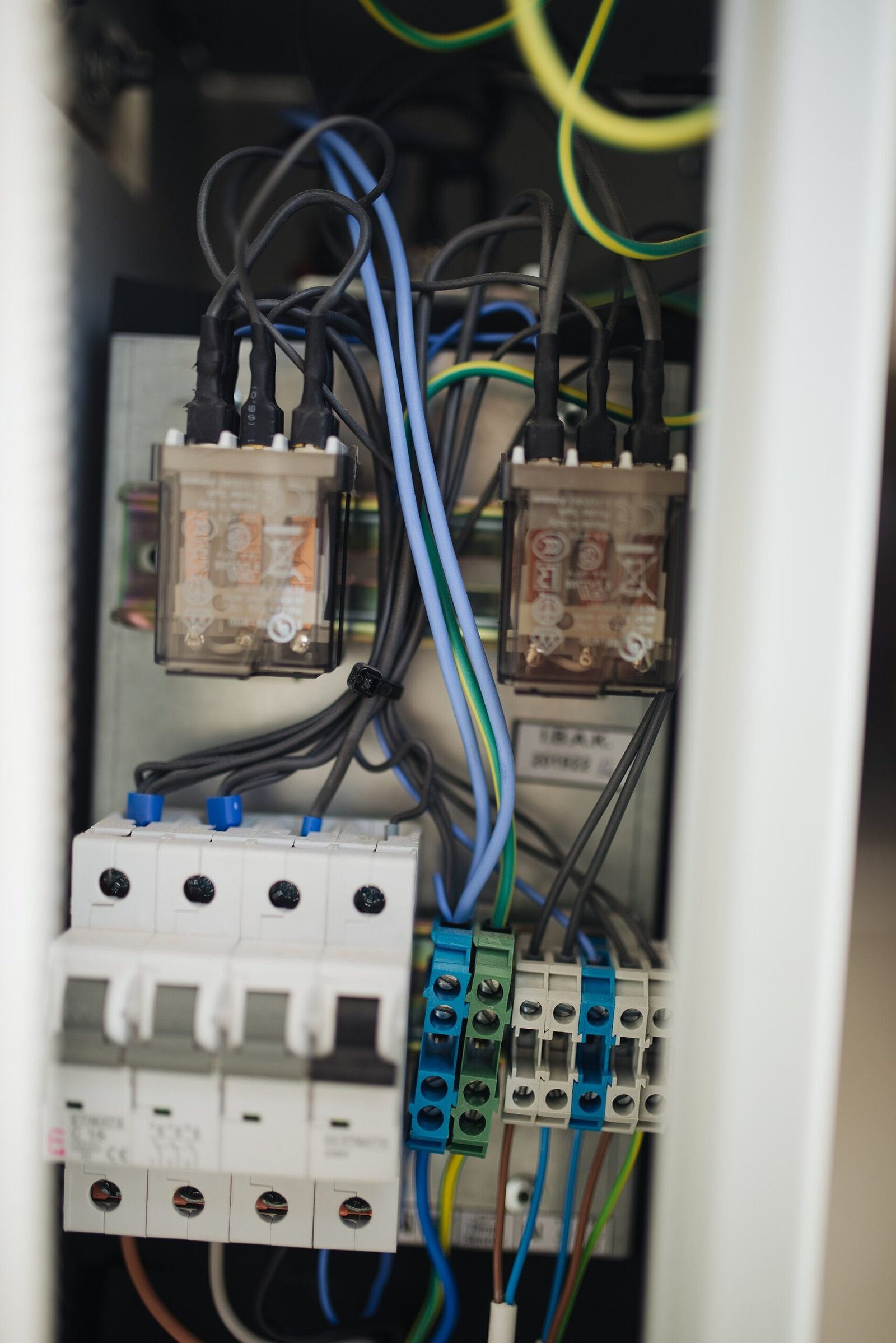 Residential electrical service panel